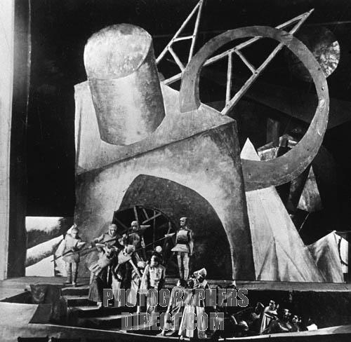 File:Scene from Verhaerens Les Aubes dir Meyerhold 1920.jpg