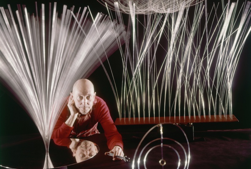 File:Len Lye Portrait, Andreas Feininger.jpg