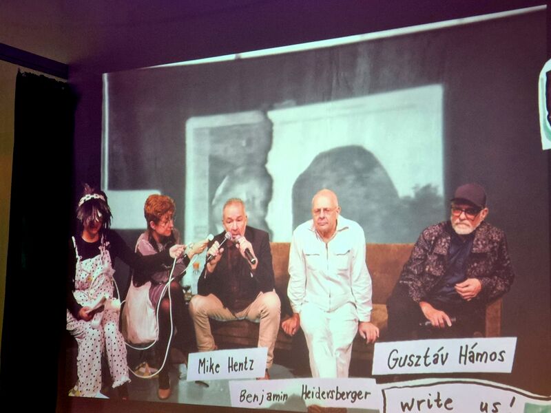 File:EastUnBlock 2025 Early Night Show 2.jpg