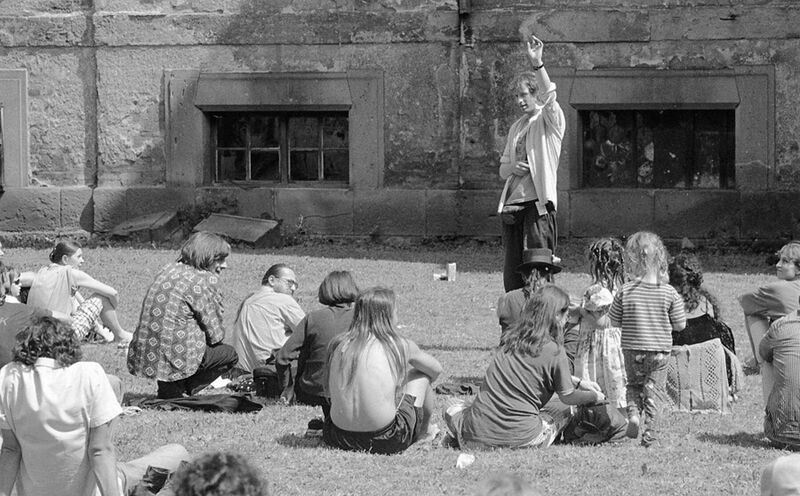 File:Limbo Festival II Plasy Monastery Jun 1999.jpg