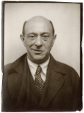 Arnold Schoenberg c1930.jpg