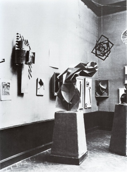 File:Erste Russische Kunstaustellung Berlin Galerie van Diemen 1922.jpg
