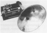 Pathephone phonograph ca 1900-1910.jpg
