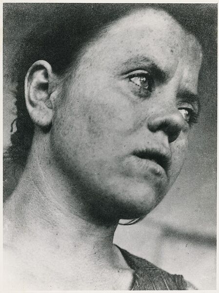 File:Bluhova Irena 1932 Cleaning Lady at the Bauhaus.jpg