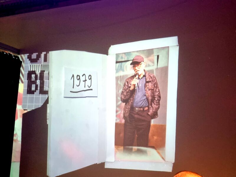 File:EastUnBloc 2025 Early Night Show 4.jpg